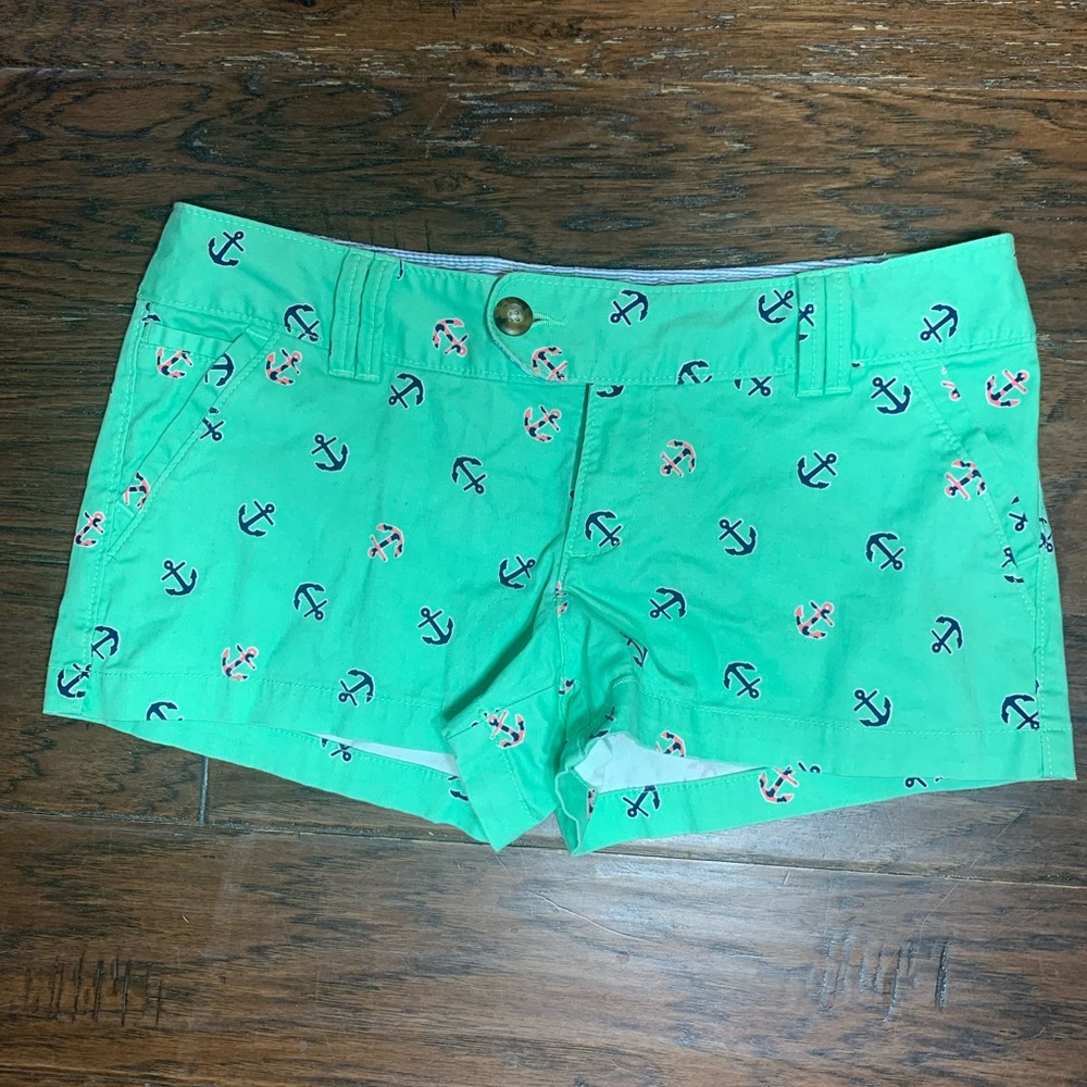 Red camel size 7 nautical themed shorts
